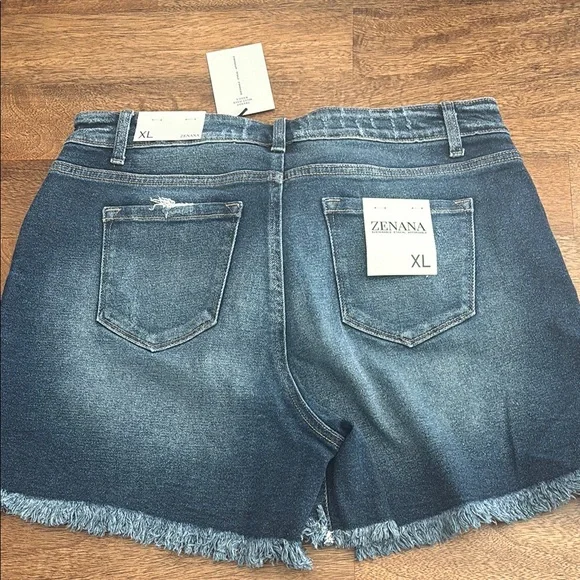 Zenana Outfitters Blue Distressed Jean Shorts - Picture 2 of 2